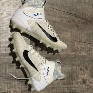 Men's 11.5 Wide Nike Alpha Menace Elite 2 FLYKNIT Triple White Black BV3298 100